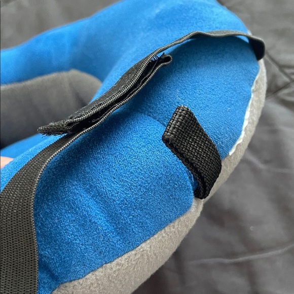 Travelon Vibrant Blue and Soft Gray Travel Pillow - Picture 7 of 11